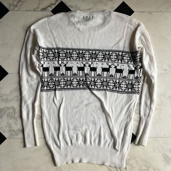 Repartee White & Black Reindeer & Snowflake Sweater - Picture 5 of 5